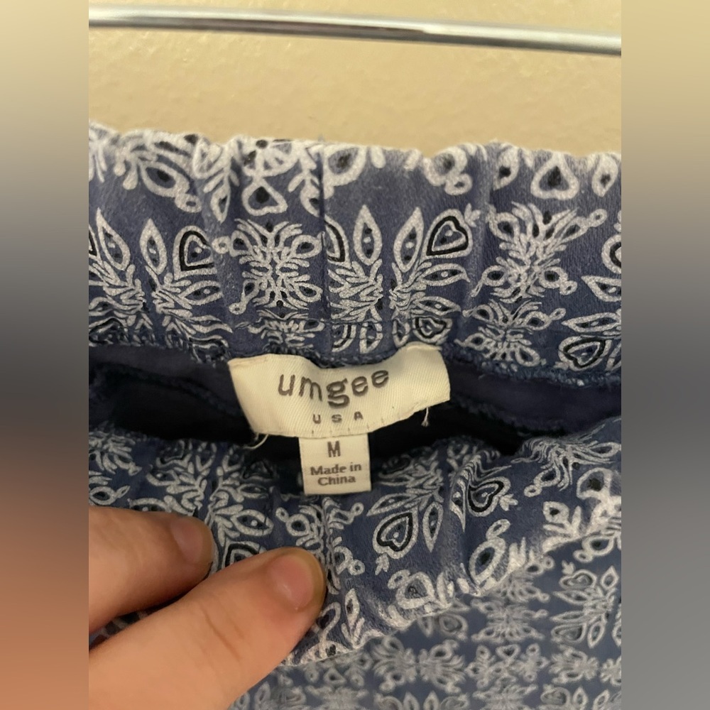 ✨Women’s Umgee Patterned Pants Size Small - Picture 6 of 9